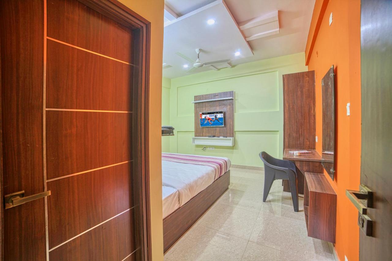 Redkey Inn Hotel Near Bangalore Airport Airport Pickup & Drop Available 24X7 Yelahanka Eksteriør billede