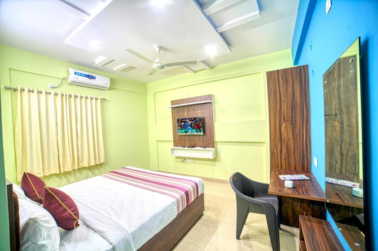 Redkey Inn Hotel Near Bangalore Airport Airport Pickup & Drop Available 24X7 Yelahanka Eksteriør billede