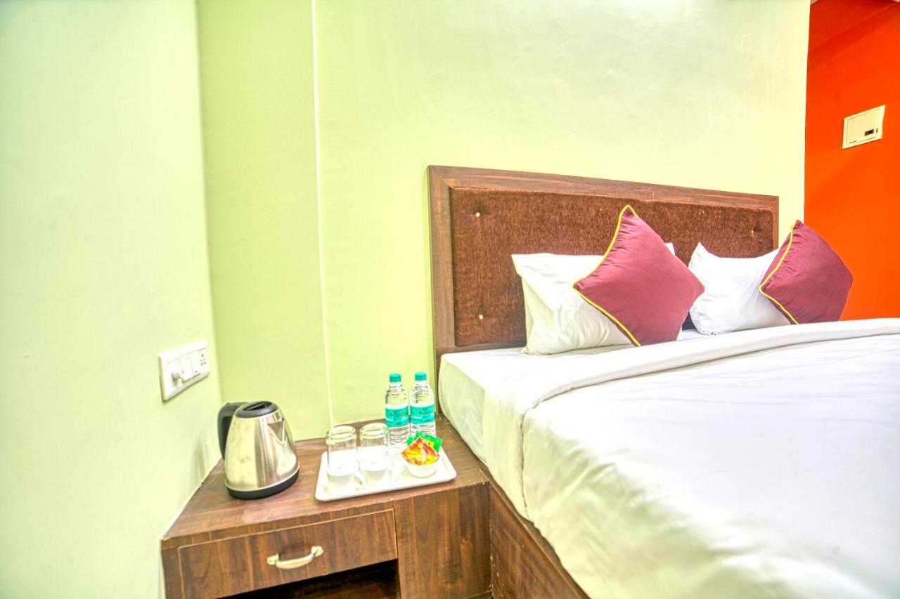 Redkey Inn Hotel Near Bangalore Airport Airport Pickup & Drop Available 24X7 Yelahanka Eksteriør billede
